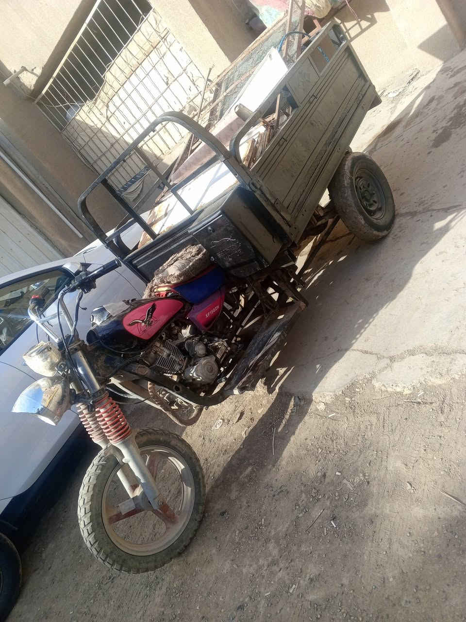 سلام عليكم اخوان ستوته صقر ما بيها اوراق اخوان الستوته كهربائيات شغاله ملحومه ركبتها السعر 650 العنوان ابو غريب الهاتف ***********
