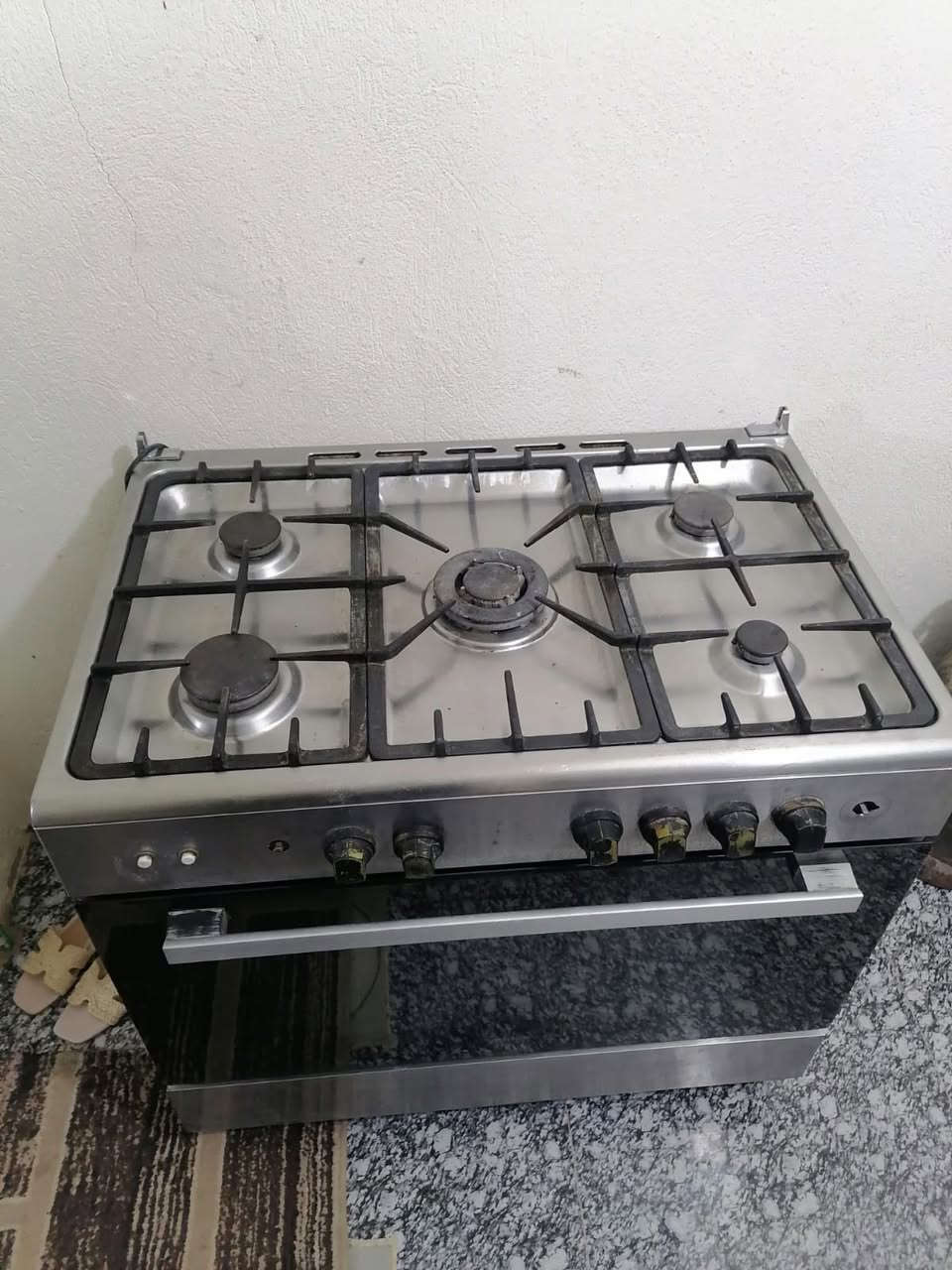 طباخ نظيف 150 الف 
عنوان جامع التوفيق
للاستفسار ***********
