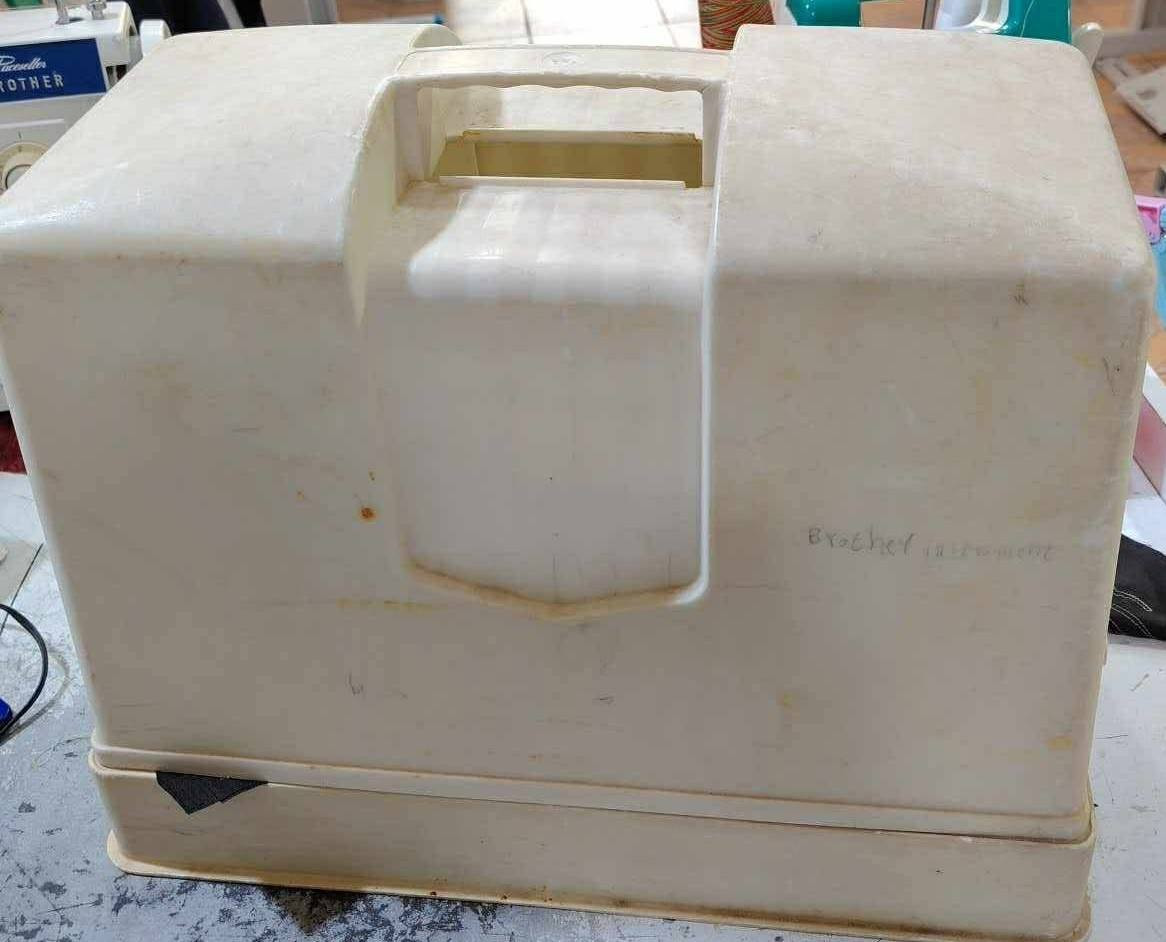 مكينه برذر اصلي قديمه خياط عدل وزكزاك وتطريز واكثر من عشر نقشات مع الجنطه 160 الف متوفر توصيل للكافه العراق للحجز خاص


**إذا كنت صاحب هذا الإعلان وتريد حذفه لأي سبب، رجاءا أرسل رسالة إلى الدعم الفني**