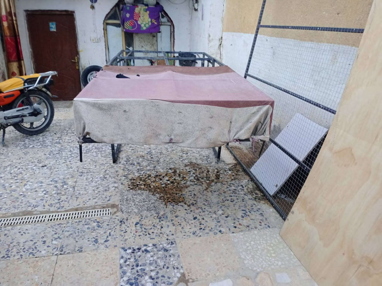 محجر للبيع مكاني مدينه الصدر حيطارق السعر ٩٠

***********
