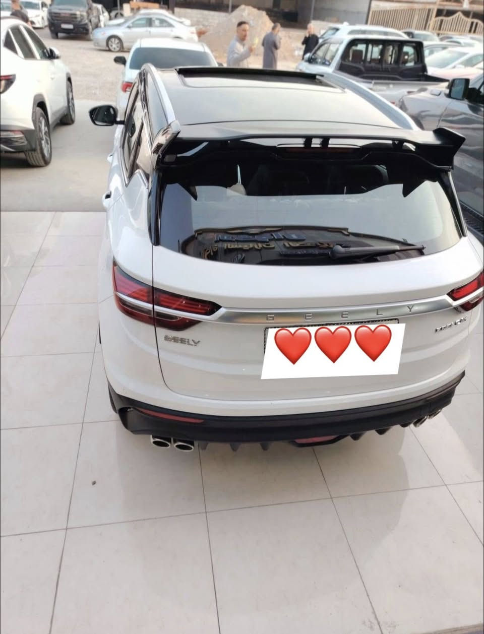 جيلي كولراي موديل 23 فئهs
فول مواصفات اعلى فئه ماشيه ١٧ الف مكفوله
سعر ١٣٥ 
مكان سياره بغداد للاستفسار 
***********
