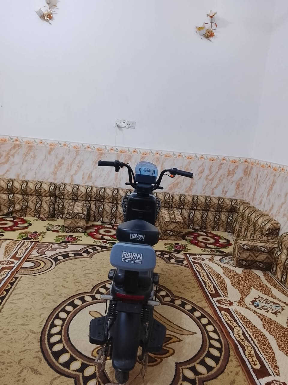سلام عليكم اخوان درجه للبيع شحن الريان مستعملة قليل السعر خاص هااذ رقمي *********** مكاني سوق الشيوخ ذي قار
