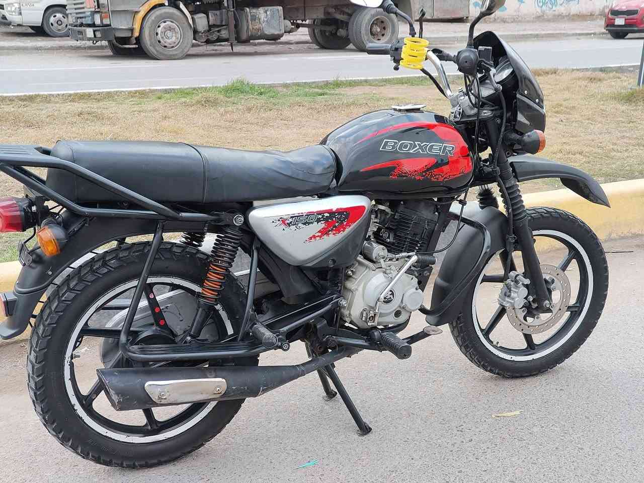 للبيع موديل 23 السعر مليون و100 بغداد اوراق كامله مامتواجد ع الانترنيت اتصال فقط ***********
