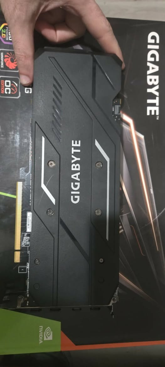 كرت شاشة 1660 سوبر oc گيگا بايت اقوى نسخة السعر 190 الف


**إذا كنت صاحب هذا الإعلان وتريد حذفه لأي سبب، رجاءا أرسل رسالة إلى الدعم الفني**