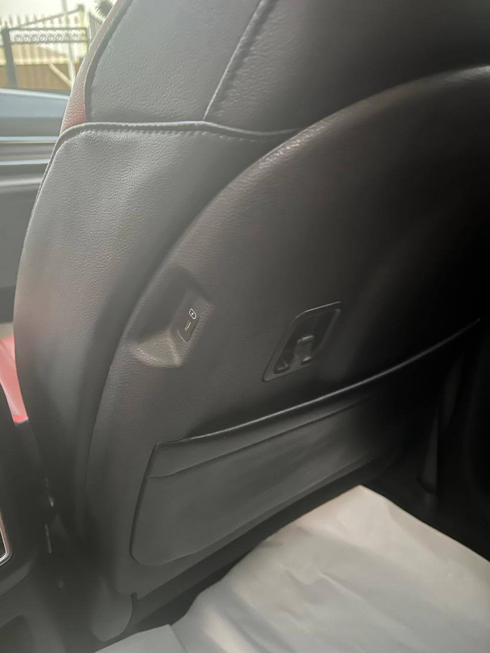 كيا سبورتج ٢٠٢٣
محرك ٢٥٠٠ 
ماشيه ٣٢ 
بدون صبغ
مكاني شارع حيفا 
السعر ٢١٠ 
***********
