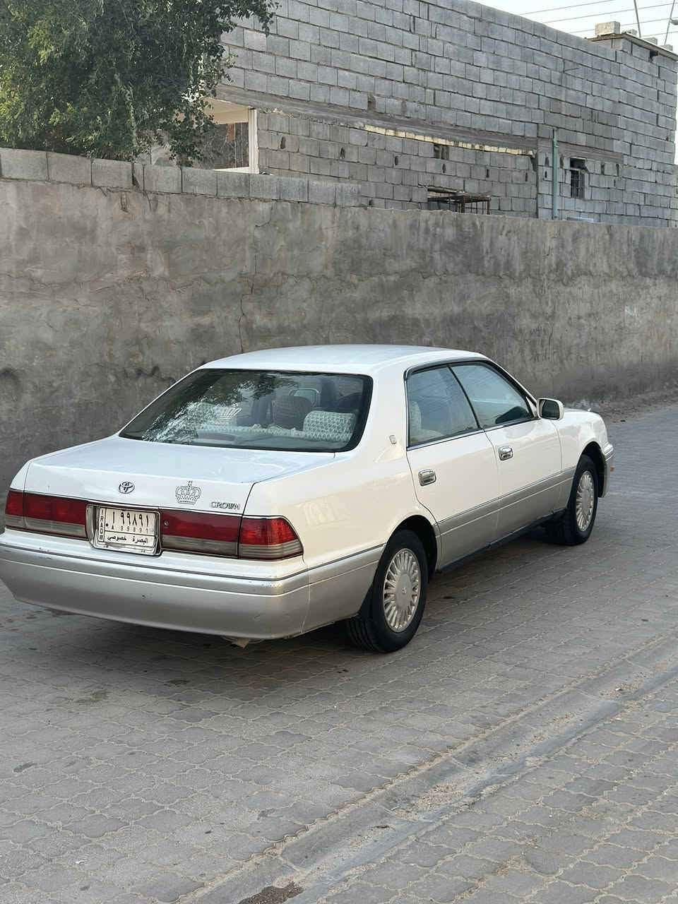 السلام عليكم راس الثور فلات موديل 1997 مشروع وطني سنويه لغايه 2029 مكفول من الكص ونقل الجثه والعيب الشرعي وكافه لاصوليات محرك وكير ستوه شادهن تبريد ثلج حداديه بلكارتون كهربائات كله شقاله طخم تاير كرستال اصل سياره جديده مابيه اي نقص عنوان السياره البصره السعر 79 بيه مجال قليل هذه رقم الموبايل ***********
