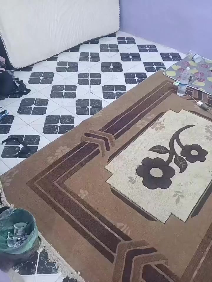 دار للبيع 50متر   السعر 10 بي مجال بسيط 
ـــــــــــــــــــــــــــــــــــــــ
يحتوي علىٰ غرف وصاله ومطبخ وصحيات  طابو زراعي سند 25
 
ــــــــــــــــــــــــــــــــــــــــــــــــــــــــــــــــ
نجف كوفه  قرب صورة الوائلي شارع معمل


**إذا كنت صاحب هذا الإعلان وتريد حذفه لأي سبب، رجاءا أرسل رسالة إلى الدعم الفني**