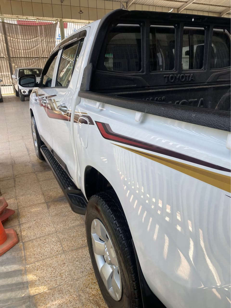 مه رزيه ى مؤديل 2019ى گازه  سعودى مه كينه گه وره 28ته  گير عادى سه ياره يه كى جوانو نويه 162رويه مه كينه ى كرايته وه بى حه يبه سه ياره كه بى سبوخه 4 جيگاى ته حديلى بچوكى هه يه  جه مپه كى خه فيفى پيشى هه يه  هه يه سه نه وى 24به سه رجوه داواى173 وه ره قه ى ده كه م كه مى مه جال   
***********
هايلوكس موديل 2019 سياره معرك گاز سعوديه مكينه كبيره 28 گير عادي سياره علوه ماشيه 162 معرك مفتوحه 4مكان صخيره بارد جمب خفيفه راس بدنه سه نه ويه 24ساقته  سعره 173مجال قليل
*********** أربيل, العراق
