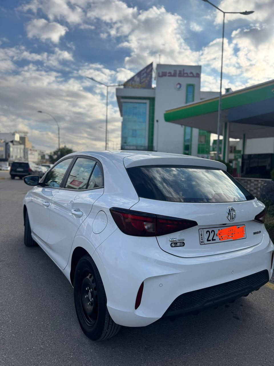 سيارات 🚘 MG3 موديل 2024
ضمان6 سنوات( رقم اربيل )
‎المحرك 1500 تنفس طبيعي 
‎كير اوتماتيك 
‎شاشة  كار بلي واندرويد 
كامره خلفية
تحكم ستيرن جهتين 
لايت + بك لايت Led
‎حساسات خلفيه
حساس ضغط اطارات

عداد المسافه 25 الف كيلو متر
السعر 102
مكان سياره كركوك 
اتصال *********** كركوك, العراق
