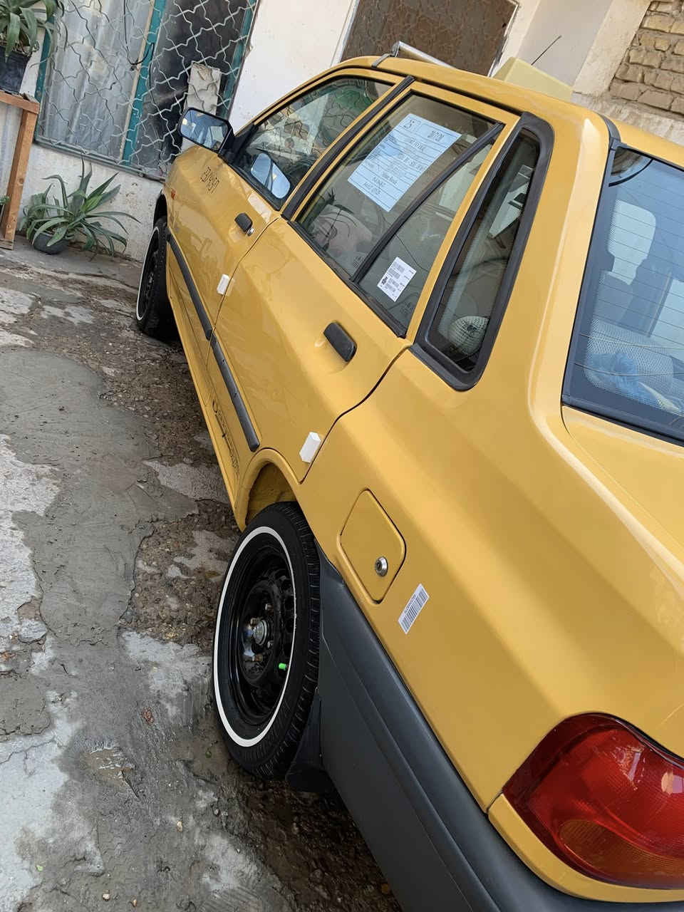 موديل 11محرك كير تبريد تخم تاير تخم ويل صدر كله جديد كهرباياتها كلها شغاله مصفره هيه وغرمات رقم انكليزي  سياره متعوب عليها مال جناي مكاني بغداد  شراي اتصل ***********
