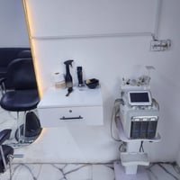 محل حلاقه البيع مشتل شارع المطبك.  07709671263 للتواصل