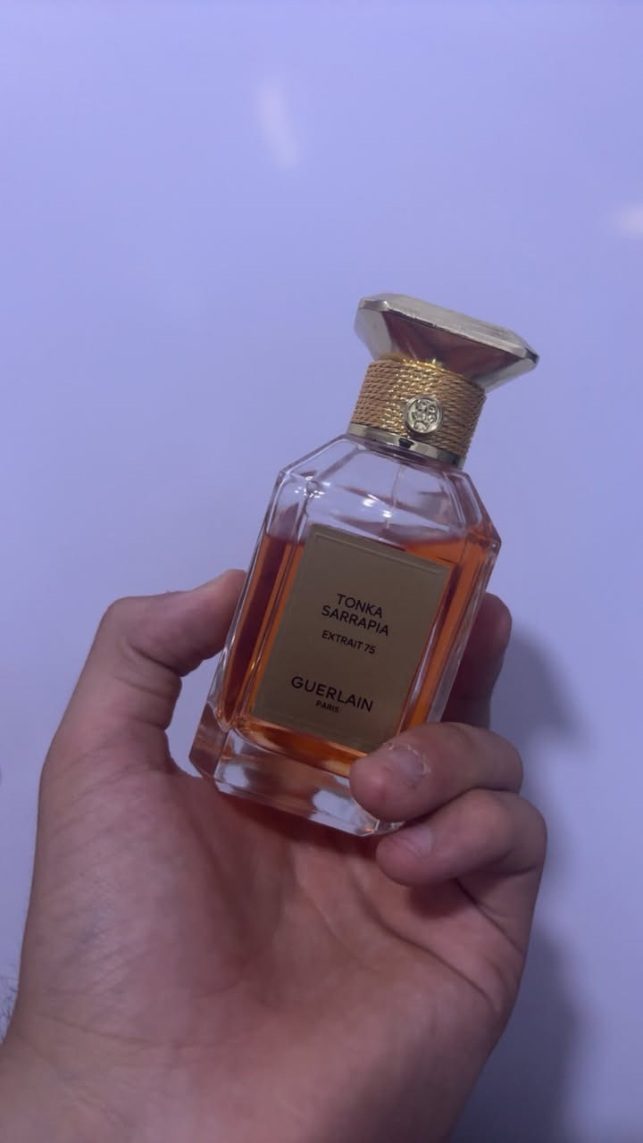 أعتذر أولاً لأن المنشور خارج عن قوانين المجموعة، لكن لدي هذه المجموعة وأرغب ببيعها كاملة:

1- Maison Francis Kurkdjian Baccarat Rouge 540
2- Tonka Sarrapia Extreme 75

العطران بجودة ماستر عالية جداً ومضمونة، بالإضافة إلى مجموعة من الزجاجات الفارغة، وجميعها معروضة للبيع.

كنت أعمل سابقاً في مجال العطور الماستر، لكنني قررت حالياً التوقف والتفرغ للعطور الأصلية فقط، ولم يتبقَّ لدي سوى هذه المجموعة، لذلك سأبيعها بسعر مناسب جداً.

من يرغب باقتنائها للزينة أو لإضافتها إلى مجموعته فسيحصل على فرصة جيدة، خاصة أن السعر مناسب جداً مقارنة بما تحتويه المجموعة


**إذا كنت صاحب هذا الإعلان وتريد حذفه لأي سبب، رجاءا أرسل رسالة إلى الدعم الفني**