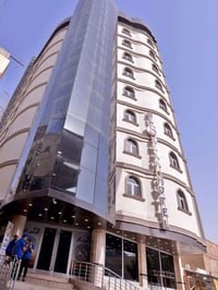 فندق ٤ نجوم • ٢٠٠م عن الإمام • حجز ١٢-١٨ صفر