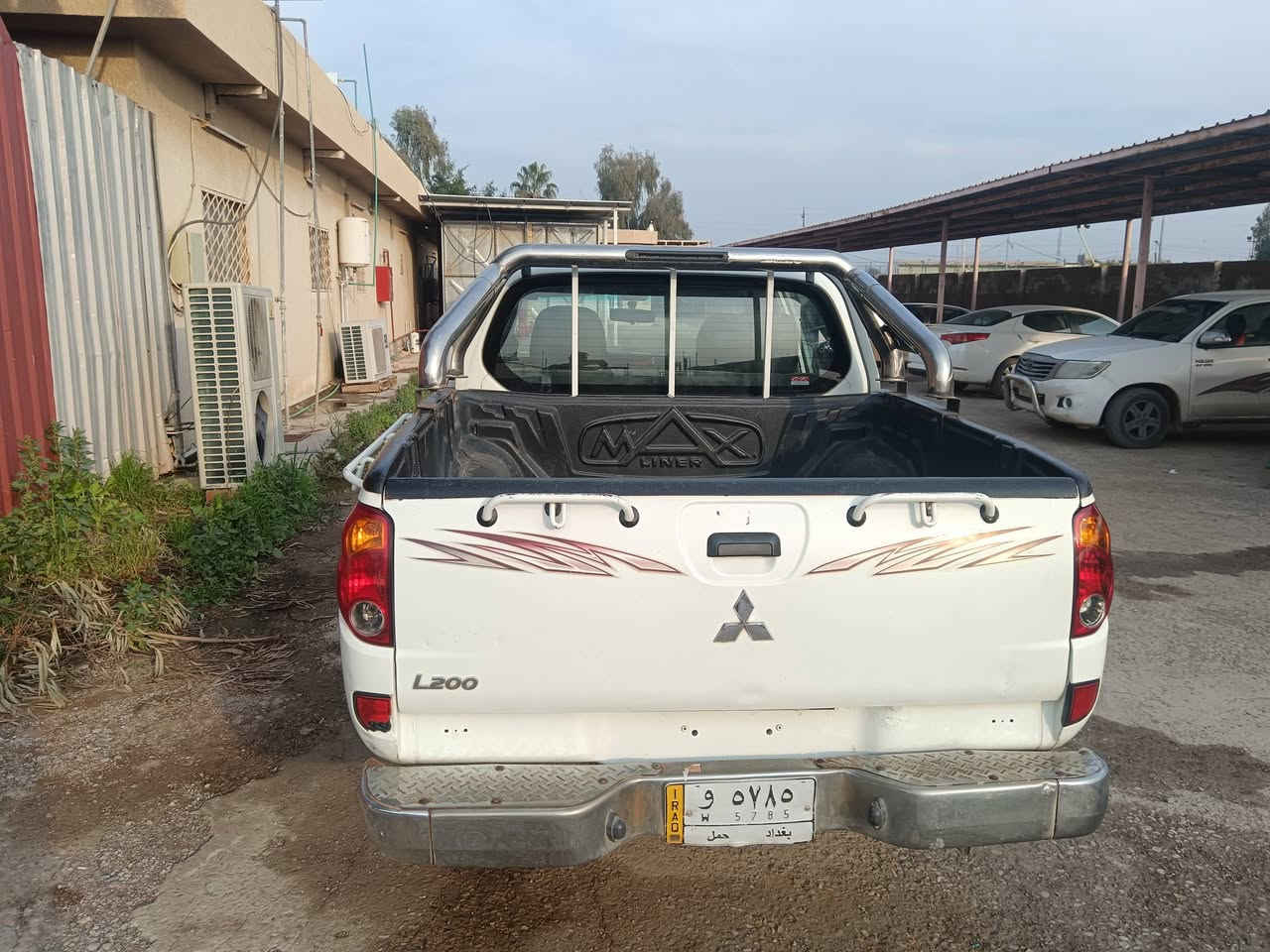 سلام عليكم
مستيبوشي للبيع موديل ٢٠١٠ مكفوله من الصبغ والضربه والتبديل بيها فقط بارد شويه محرك كير اكسل مال شركه بيها تنقيص شي قليل كلش المكان ديالى
 الخالص
السعر ١١٥ وبيها مجال شويه
رقم الهاتف ***********
