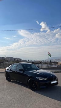 بي ام دبليو 330 • ٢٠٢٢ • مرقمة