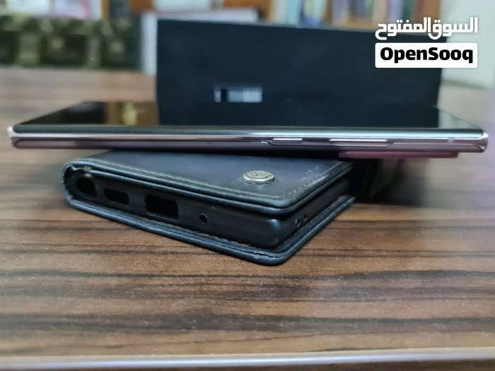 السلام عليكم جهاز نطوني بي ٣٠٠ الف شعدك سعر تشتري بي فوك ٣٠٠ نزل بالتعليقات كلكسي نوت عشرين الترا فايف جي 256 ذاكره ورام 12 لون المرغوب الوردي اللماع دبل سيم كارت شريحه شرق اوسط استعمال شخصي جهاز نظيف ومرتب الجهاز ممفتوح ومابي اي شي متصلح او متبدل نهائيا والجهاز بي فقط مثل متشوفون بالصور فطر بسيط جدا لدرجه ما يتلاحظ الا واحد يقرب وجهة من الجهاز بالشاشه وموجوده صوره الفطر بالصور مال الاعلان كذلك فطر جدا صغير على زاوية ظهر الجهاز تكدر تشوفه بالصور مال الاعلان موضح كذلل، وباقي الجهاز نظافة كامله مكملة واي استفسار رقمي واتساب *********** متواجد بغداد كرخ
