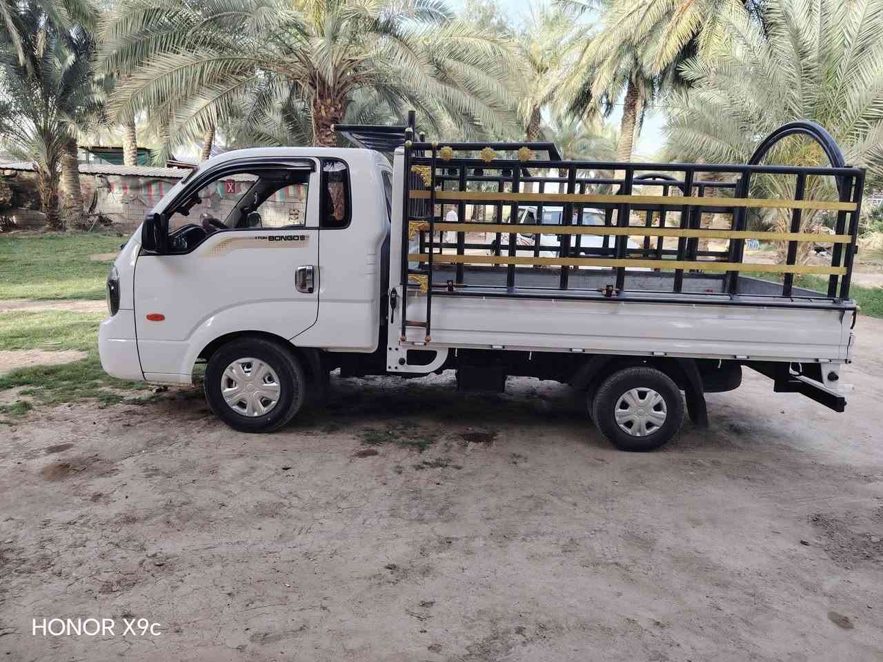سلام عليكم سياره مجول فول مواصفات كامله موديل 14 كفاله عامه من كشر ومحرك واكسن سياره خير من الله رايده اب120 هذا رقمي ***********
