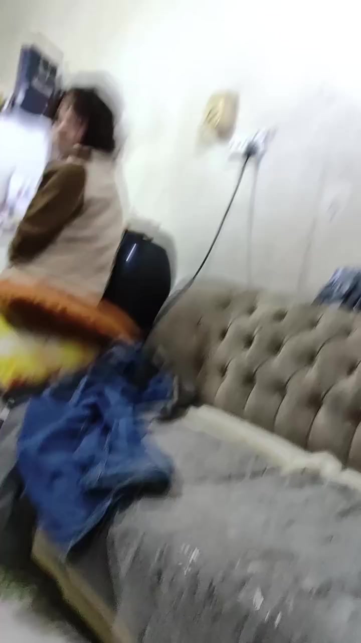 اخر قطعة 156s
شرط الفحص والطيران 
75 الف اكتب تم وبالعافية 
محركات برشلز وجوستك شحن وشاشة تصوير هاي رزليوشن مع جنطة اصلية مع رام اصلي مع كارت ريدر اصلي 
يوجد توصيل لكل المحافظات


**إذا كنت صاحب هذا الإعلان وتريد حذفه لأي سبب، رجاءا أرسل رسالة إلى الدعم الفني**