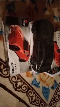 ام بي ثري • شكل سيارة • قطعتين