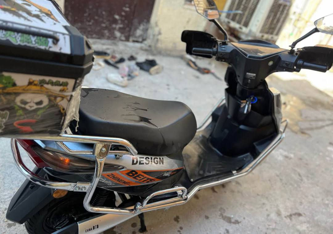 السلام عليگم دراجة سگنس شحن 6بطاريات مسطرة ملف 1500 ٣ساعات تفول شحن 🔋⚡ استعمال ٦ اشهر مديل ٢٥ السعر ٦٥٠ وبيه مجال للشراي المگان الكاضمية ***********
