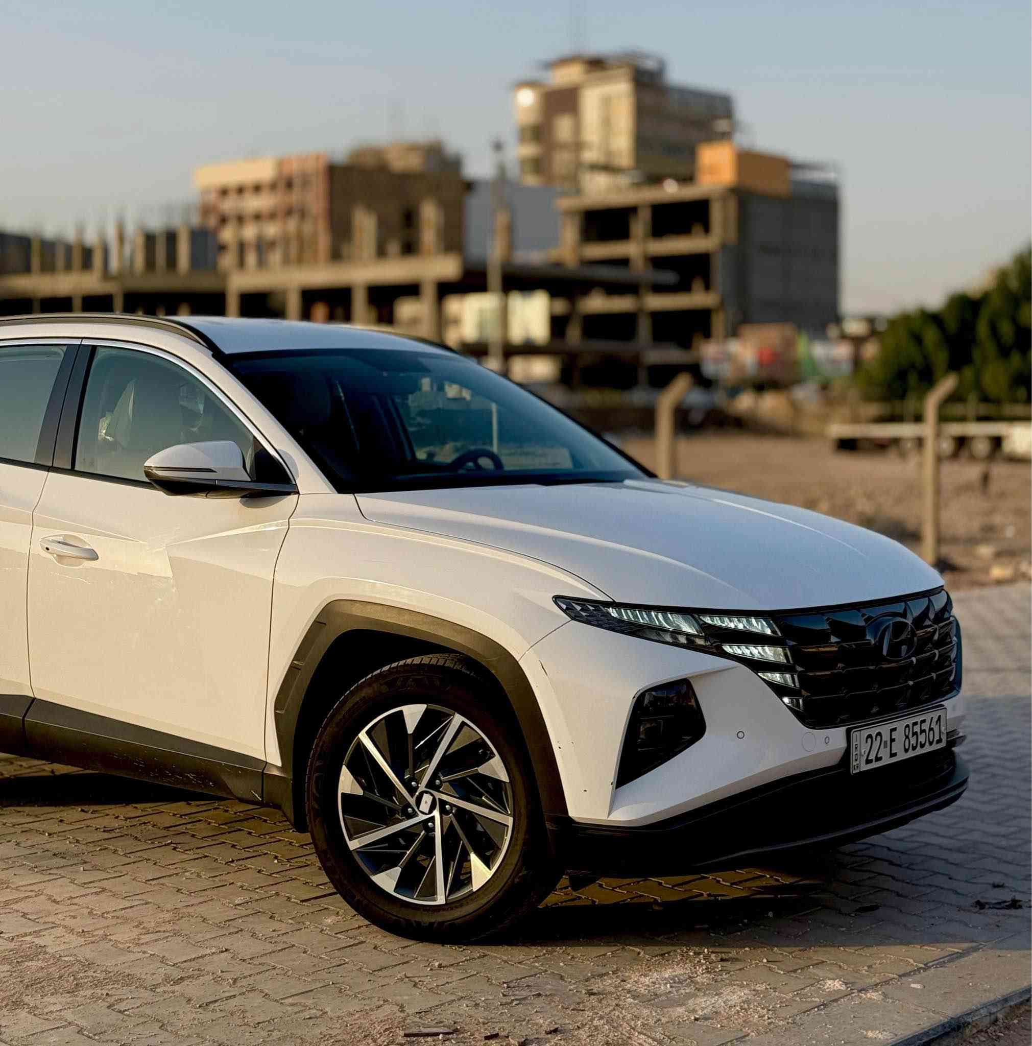 توسان موديل 24 خليجي 
السياره نضيفه ماشيه 40 الف
بيها بارد بالجنطة وبيها شخط بالباب والباقي مكفوله ومواصفاتها 
حساسات امامي خلفي 
سايد بريك بصمه 
لايت زينون اصلي شركه 
ويل كب عدد 5
كشنات كهرباء 
تبريد قطعتين 
بردات خلفيه 
نضام مانع انزلاق ونضام نزول منحدرات جبليه 
3 اوضاع قياده سبورت وايكو وعادي 
اشاير بالمري 
مثبت سرعه كروز 
شاحن واير ليس

السعر 210
الله يرزقع الجميع ويسهل امور الجميع 
مكان السياره النجف الاشرف
للتفاصيل اكثر واتساب 
*********** النجف, العراق
