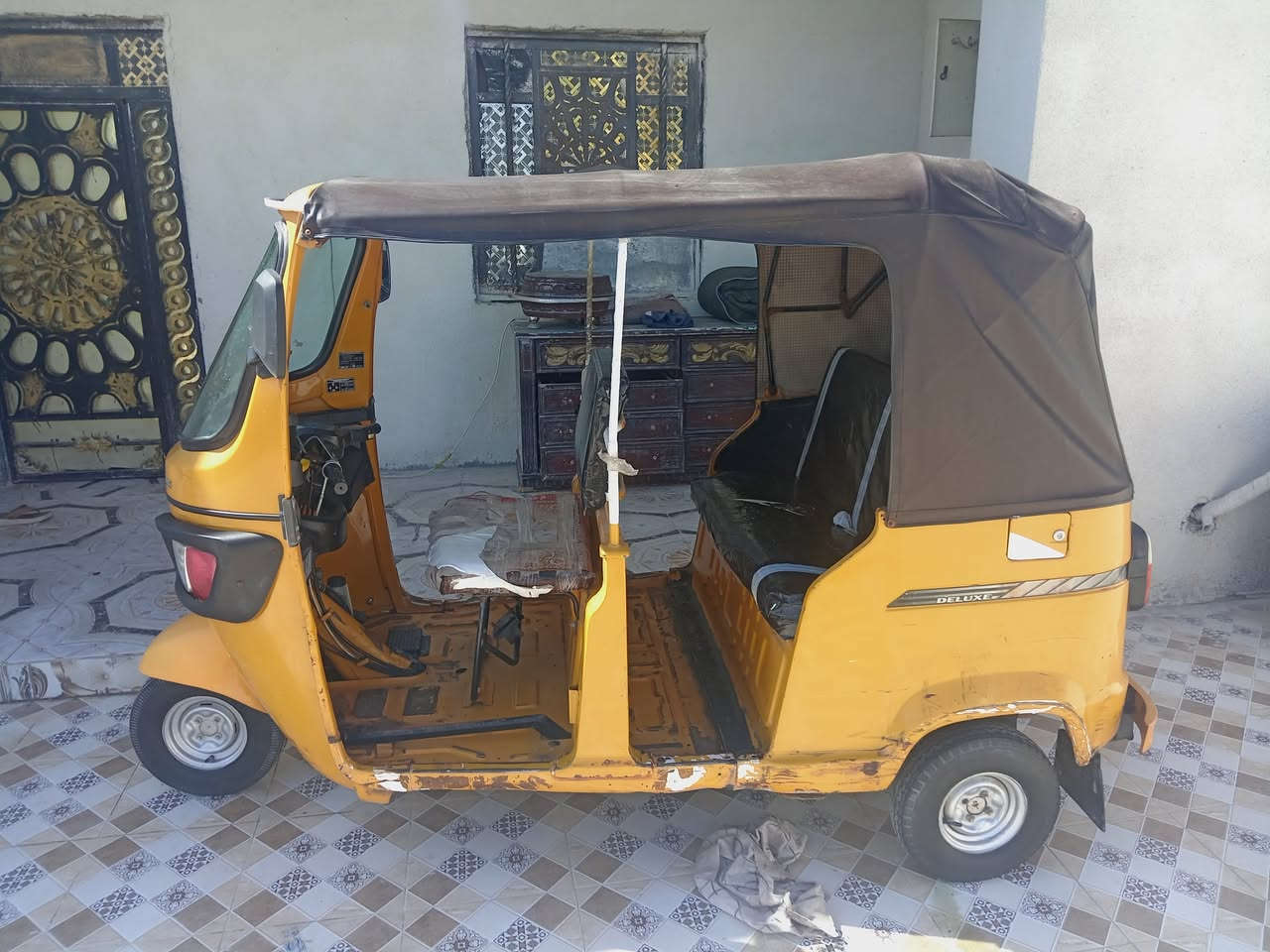 سلام عليكم من رخصت الدمن حبايب كلبي تكتك للبيع رقم وسنويه تحويل ثاني يوم التكتك خير من الله شوف العين عنواني البصره الزبير السعر 5 وبيه مجال حك الجيه ***********
