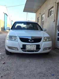 سامسونج نيسان 2010 سياره نضيفه وبلادي ماعايزه ولاناقصه شي حداديه امامي...