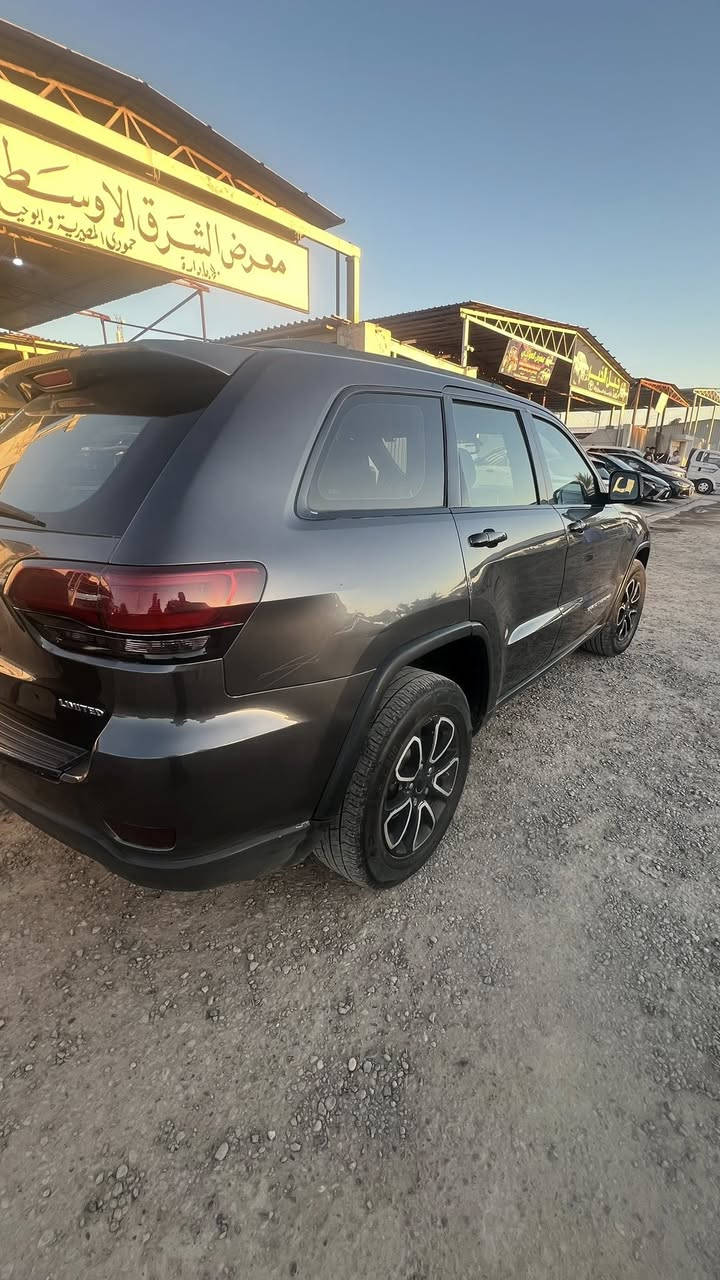 سلام عليكم جيب لا ريدو مديل رقم بغدادمشروع وطني14 وارد امريكي ابدون حادث فقط المشر بل سونار اكلير عل كد شبر بل بيبان او بارد كماموضح بل سونار مكفوله الباقي كله ابشرط تبريد تخم تاير صدر كله جديدالعنوان سامراء 
***********
بي واتساب هم اسعر 180$
