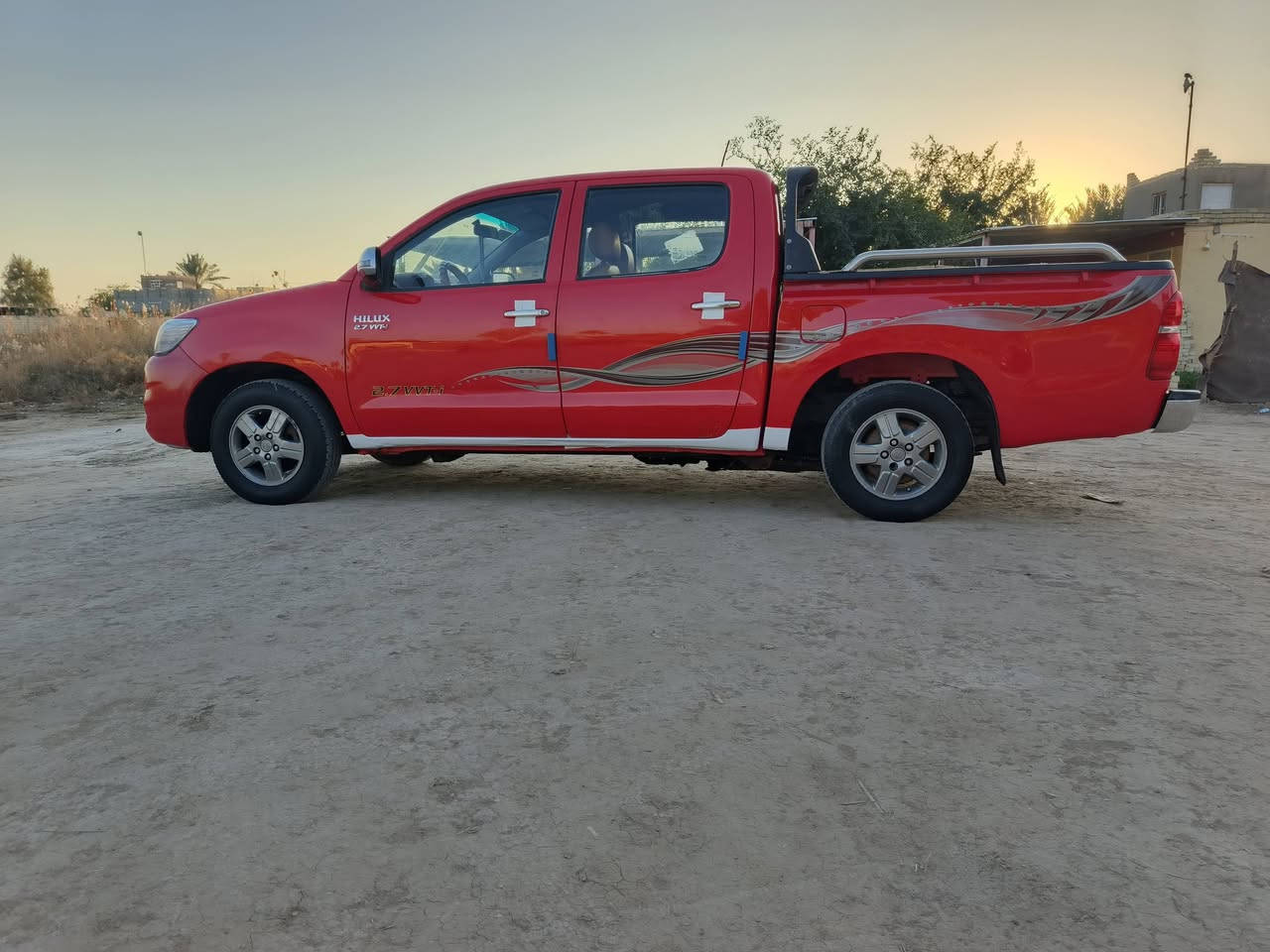 ياالله تويوتا 2013 كويتي كفاله من صبغ بيه تكحيلات شويه بل بدي باب لبدي مبدل  شاصي 19  قادسيه انكليزي بسمي  كير عادي ومكينه وحداديه تخم تاير خير من الله  مكاني بابل شوملي ***********سعر 173
