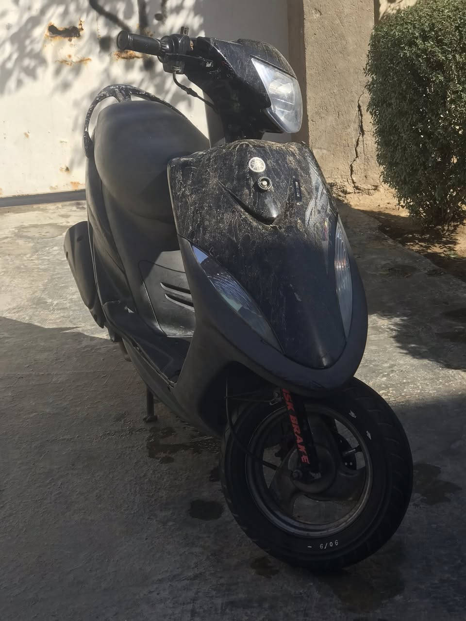 سلام عليكم. ماكس عدله ١٢٠ كفاله عامه ختم واحد ويه المكينه كهرباءيات كله شغاله عداد سرعه والبانزين شغال صارله  هواي من اطلعه سعر ٧٢٥ وبيه مجال حك الجيه ***********
