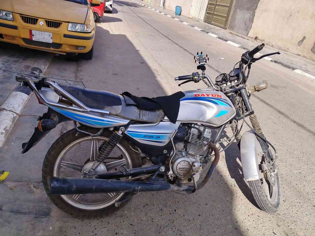 سلام عليكم
دراجه دايون مديل ١٩

مجفته

اوراق

سعرها 750 وبيها مجال 

***********

العنوان حي الغدير

