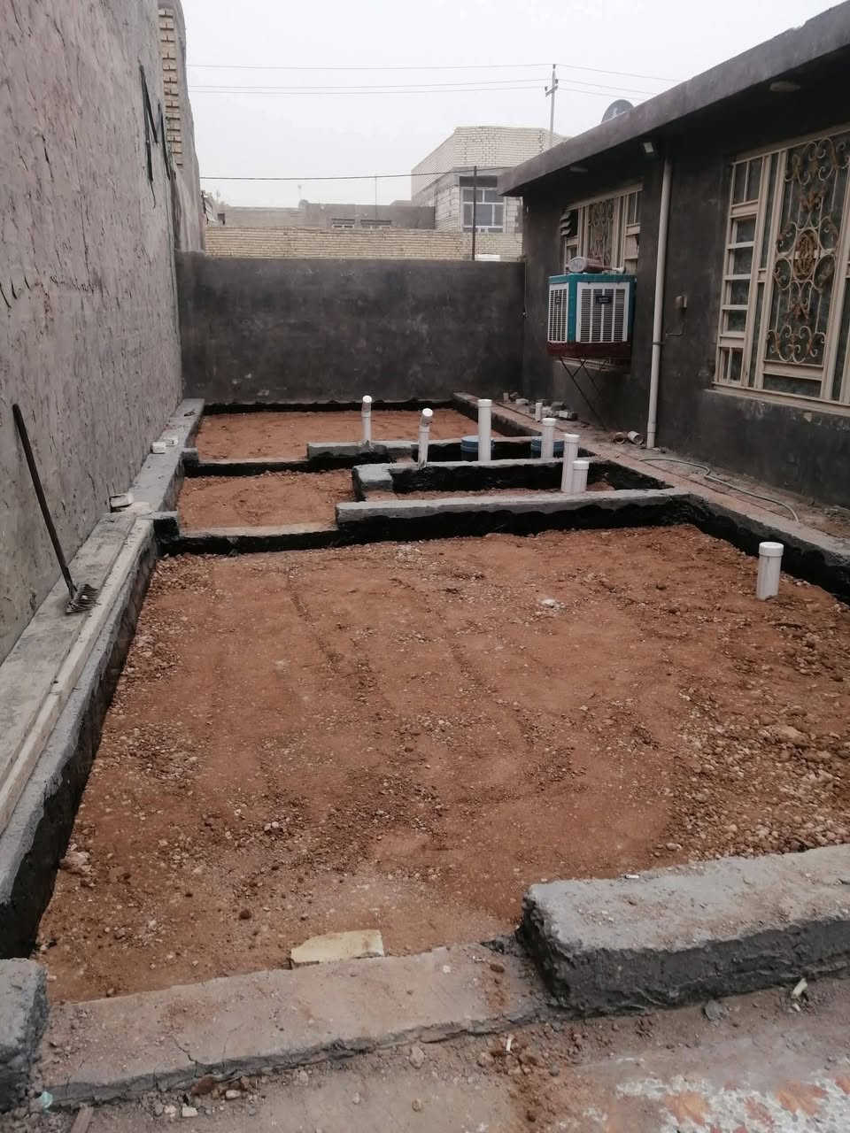 تستلم هيكل درجة اولى بسعر مناسب
عملي بالنقد داخل المسيب والسدة واحيائهما  التفاصيل هي هيكل كامل مع بيتونه وتيغه وخزان (سبتتنغ) وتأسيس مجاري وتأسيس بوكسات سبالت وتاسيس جكشنات مع بواري للكهرباء في السقف وصبة نظافة مسلحة وصب الممرات
***********
