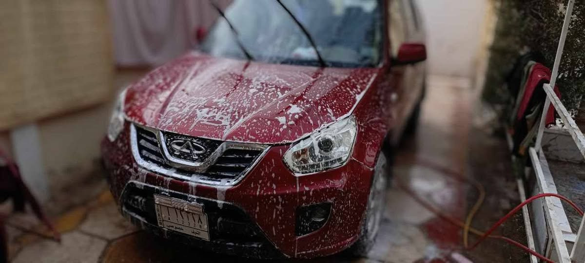 تيكو موديل 2013 مكفوله كفاله عامه من الظربه والصبغ والخياس والتلكيطات والفتح ماعدا جامغ الامامي بيه صبغ اثر شخطه بلباب كير ومحرك مكفولات محرك 1800 حداديه نظيفه تخم تايرات كهربائيات كلها بلاديه وماملعوب بيها منظومة بانزين كلها مبدلها جديدة عينه وصينيه قبل شهر مبدلهن تبريد تدفئه كلها شغال سنتر لوك كلها شغال ع ريموت فتحه تحكم استيرن مابيها شي مايشتغل ماشيه 110 سنويه بأسمي مشروع وطني سعرها 55 بيها مجال قليل مكانها ديوانيه بيع او مراوس  للاستفسار***********
