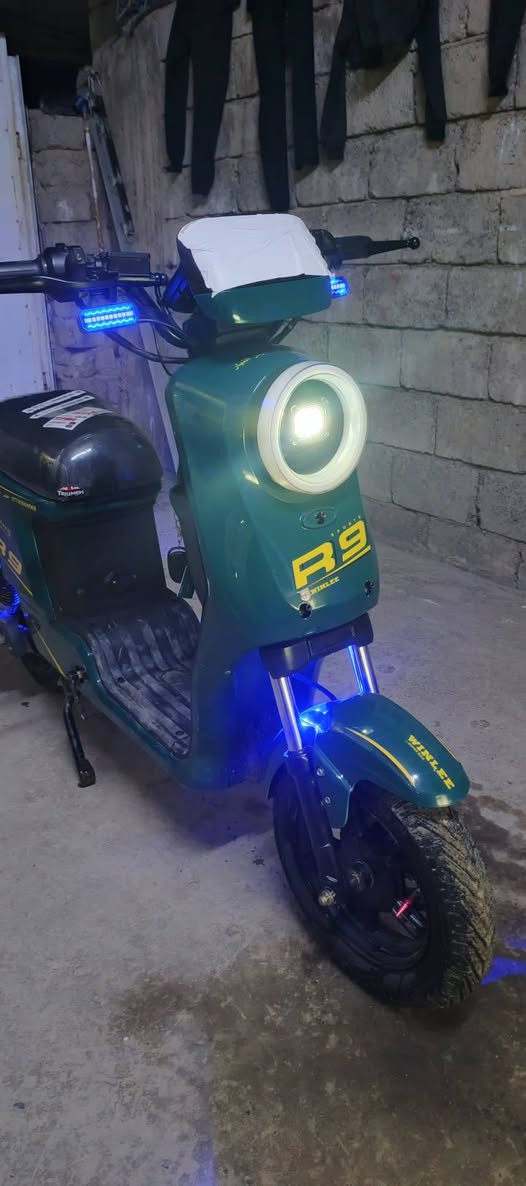 ماطور شحن للبيع شرط شركه كلو جديد سعر ٥٠٠ بي مجال ***********
