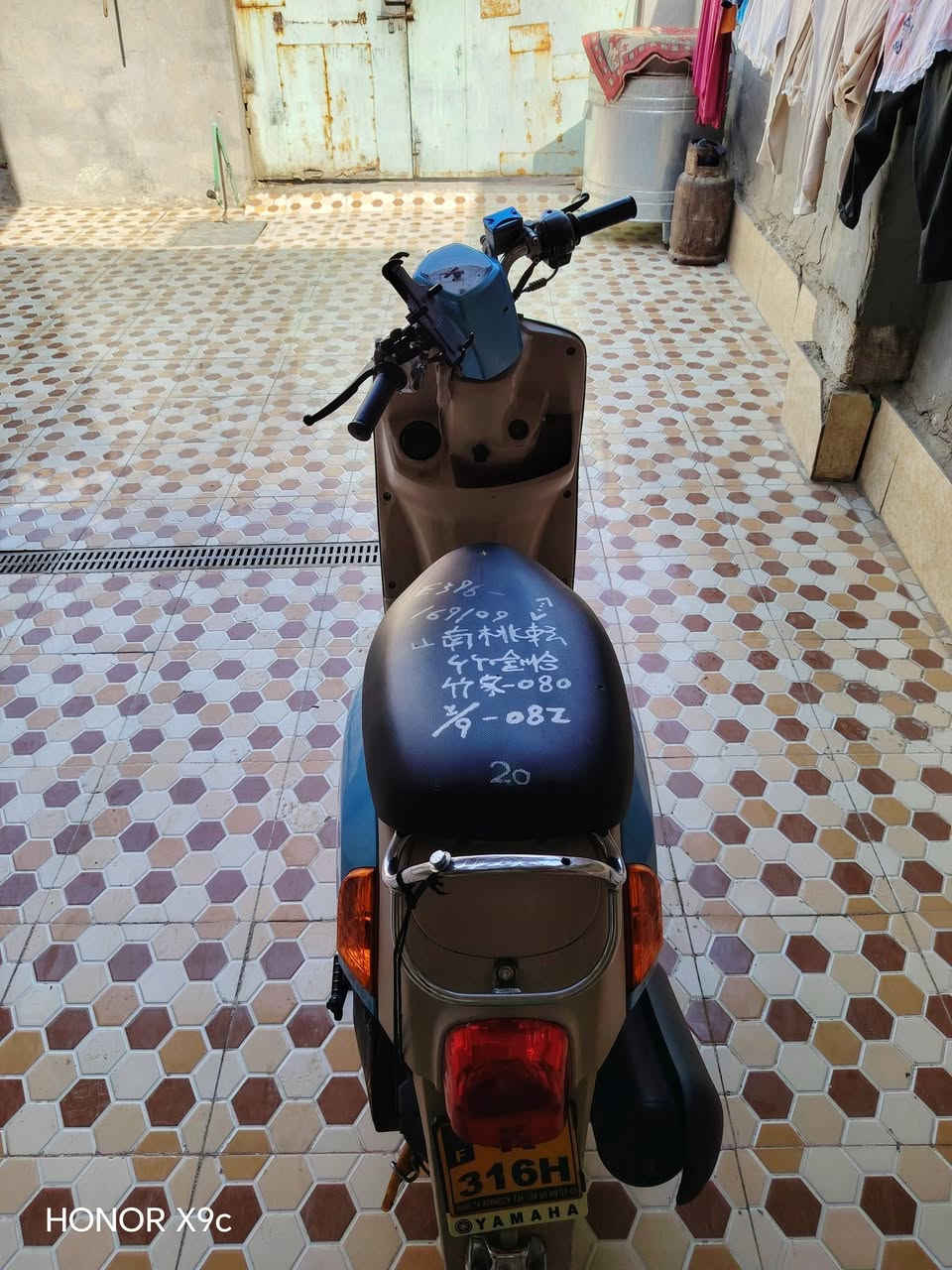 السلام عليكم... للبيع دراجه بوليسي
لا مجفته ولا مفتوحه 
السعر( ٦٠٠) وبيها مجال  
المكان الديوانيه
الي يريدها خلي يراسلني ع الخاص


**إذا كنت صاحب هذا الإعلان وتريد حذفه لأي سبب، رجاءا أرسل رسالة إلى الدعم الفني**