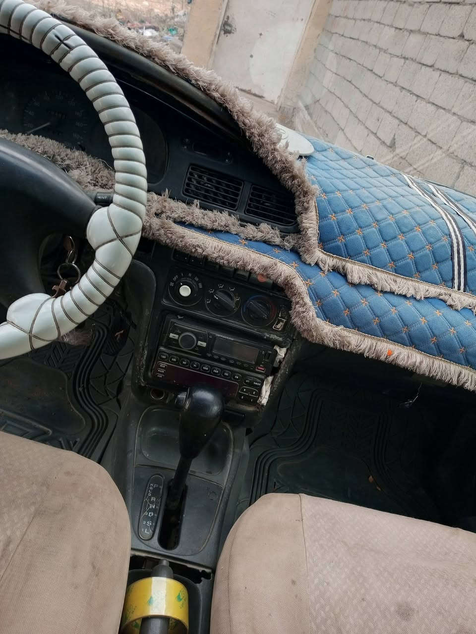 السلام عليكم سيارة سيفيا للبيع سياره بيهة شويه خياسات  مكينه خير من الله كير اوتوماتيك رقم انكليزي قادسية راعيهة الشرعي موجود بكربلاء تريد تحويل تريد وكاله السعر 27 وبيهة مجال قليل المو شراي لا يتصل رحمة على والديكم   مكاني واسط الصويره/ رقم الهاتف👈  ***********
