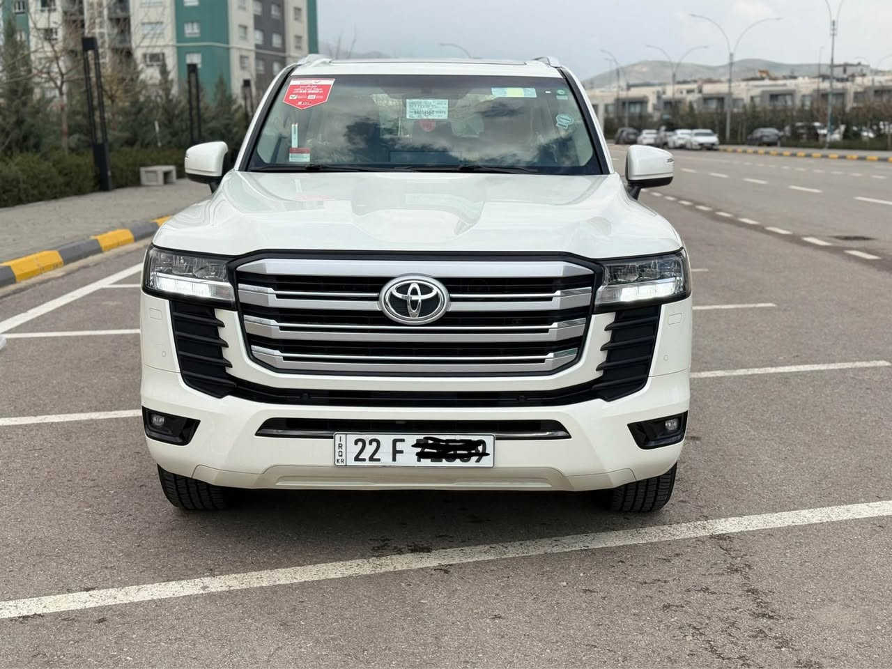 تويتا لاندكروز‏ ساز  _GXR
اخت زيرو  ٥٧،٠٠٠كم ماشية
تنفس طبيعى محرك مرغوب
 ساز باب اول
ارخص سعر بكل سوق

 ملاحظه سياره بدون مراوس
تويتا لاندكروز موديل (٢٠٢٢)  
سياره زيرو شريكه ساز باب اولا
سياره مواصفات (GXR)
سياره (٣) شاشات _ (٦) سلندر تنفص تبيعي _ 
مكفول كفاله عامه دعاميه لي دعاميه مكفول بدون صبغ بدون بارد بدون شخط 

سياره گير محرك بشرت مامفتوح كل بشرت

4 اطارات و ويل جديد شريكه 
سياره داخل بيجي كوشنات جلد
كامل غراضات موجود (٢) بصمه موجود

مواصفات سياره 
(كوشنات جلد _ شغال عن بعد
_ كاميرا _ كوشنات تدفيه _ 
٣ شاشات بيلادي _ وايرليس شحن _   نيظام eco _ سلايت _ النزلاق _ثلاجه _ زينون _ حساسيه الديك المؤخره مرايات _)

• نظافه ١٠٠٪ كامل سيرڤس بدون نقص و

مكان سليمانيه
رقم صاحب سيارة *********** شمشمل, السليمانية
