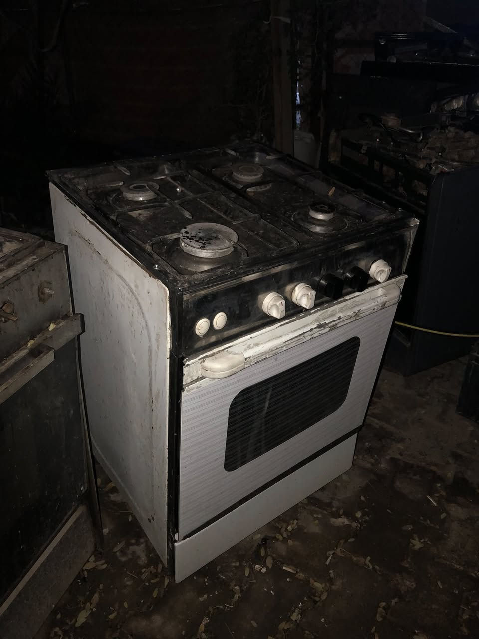 السلام عليكم طباخ يونفرسال مصري الي يريده يتفضل ***********
