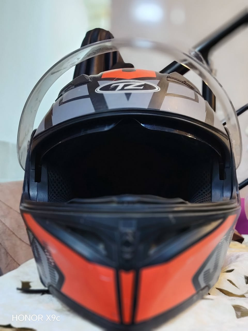 سلام عليكم خوذه كلاسيكي  البيع سعرر ٦٠ الف العنوان شهداء البياع


**إذا كنت صاحب هذا الإعلان وتريد حذفه لأي سبب، رجاءا أرسل رسالة إلى الدعم الفني**