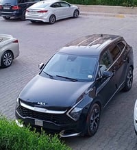 سبورتج ٢٠٢٣ • بنزين ٢٥٠٠ • ٨٢ الف ميل