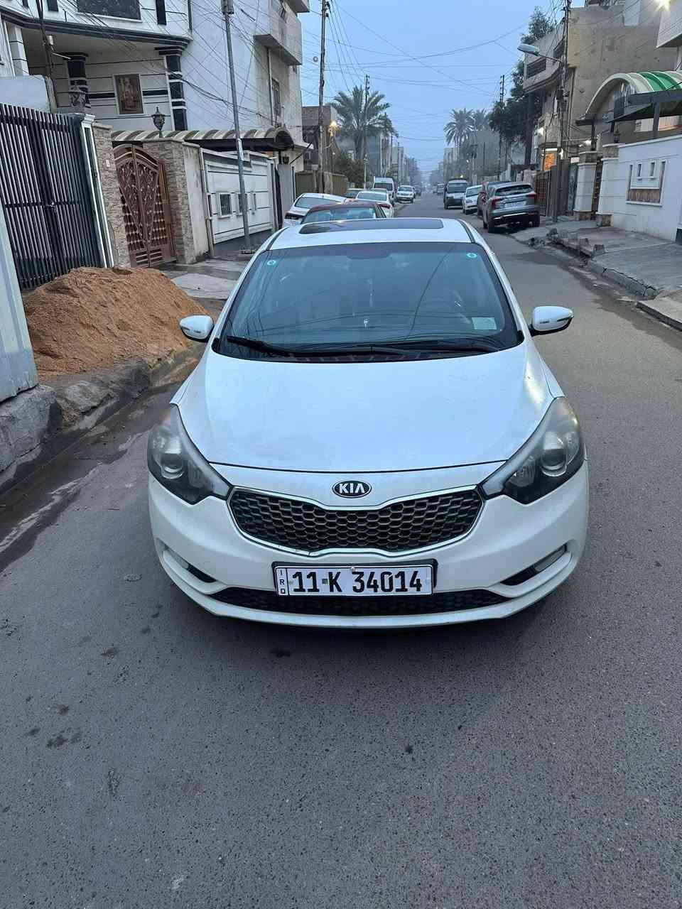 سيراتو موديل ١٣ كندي سياره مفوله بصمه أبواب أشارت ترحيب كشنات كهرباء تدفه حجز ميموري مكينه ١٦٠٠ لون ابيض صدفي مري شفط تحكم ستيرن عنوان بغداد الصالحيه هاتف *********** سعر 120
