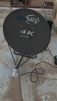 رمضان كريم  محترف في تنصيب الاصحن ترتيب القنوات وبحث الترددات الجديدة ...