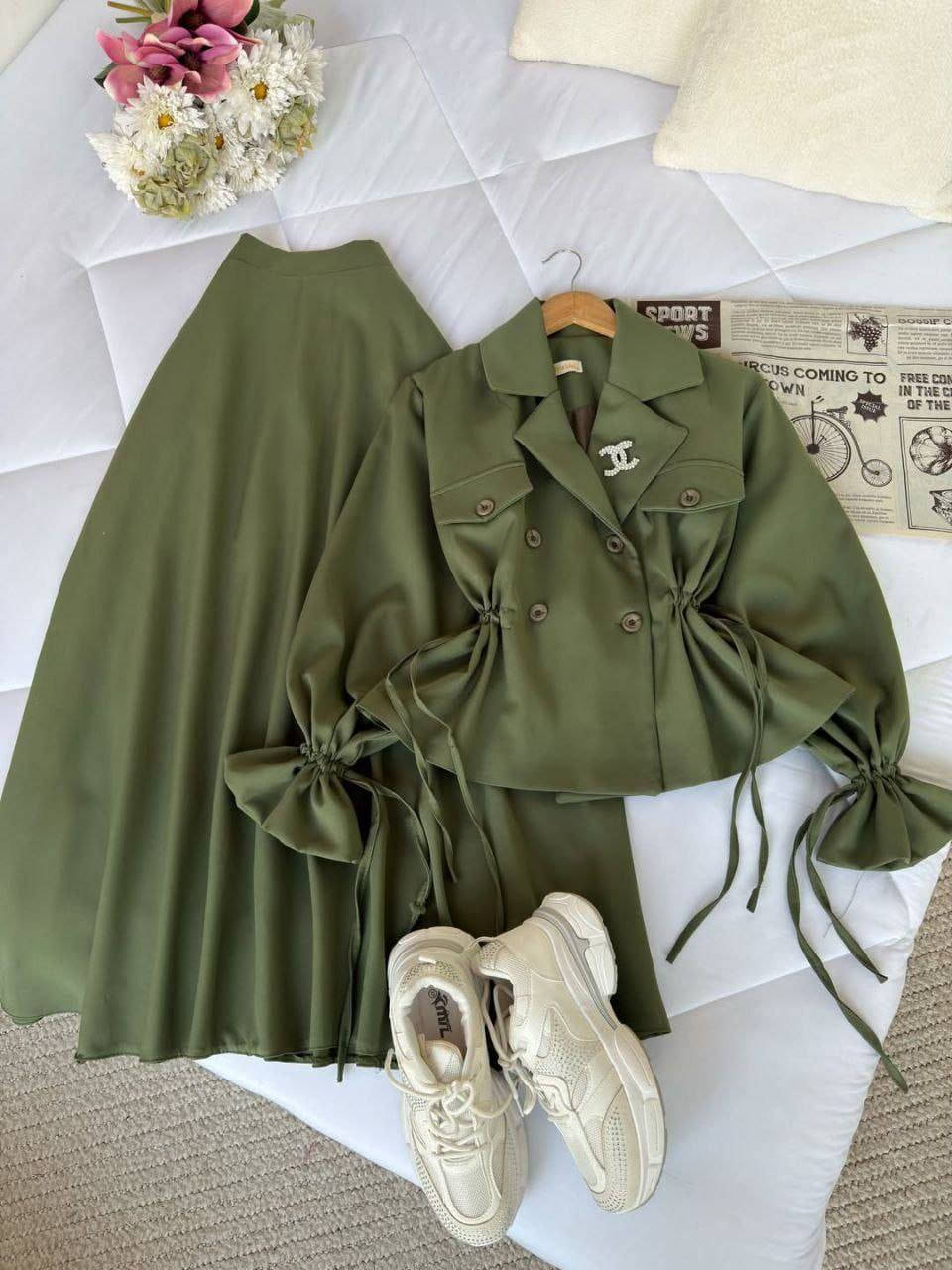 قميص مع التنورة❤️‍🩹
خامة دابل تركي مبطن
38-40-42-44-46-48


**إذا كنت صاحب هذا الإعلان وتريد حذفه لأي سبب، رجاءا أرسل رسالة إلى الدعم الفني**