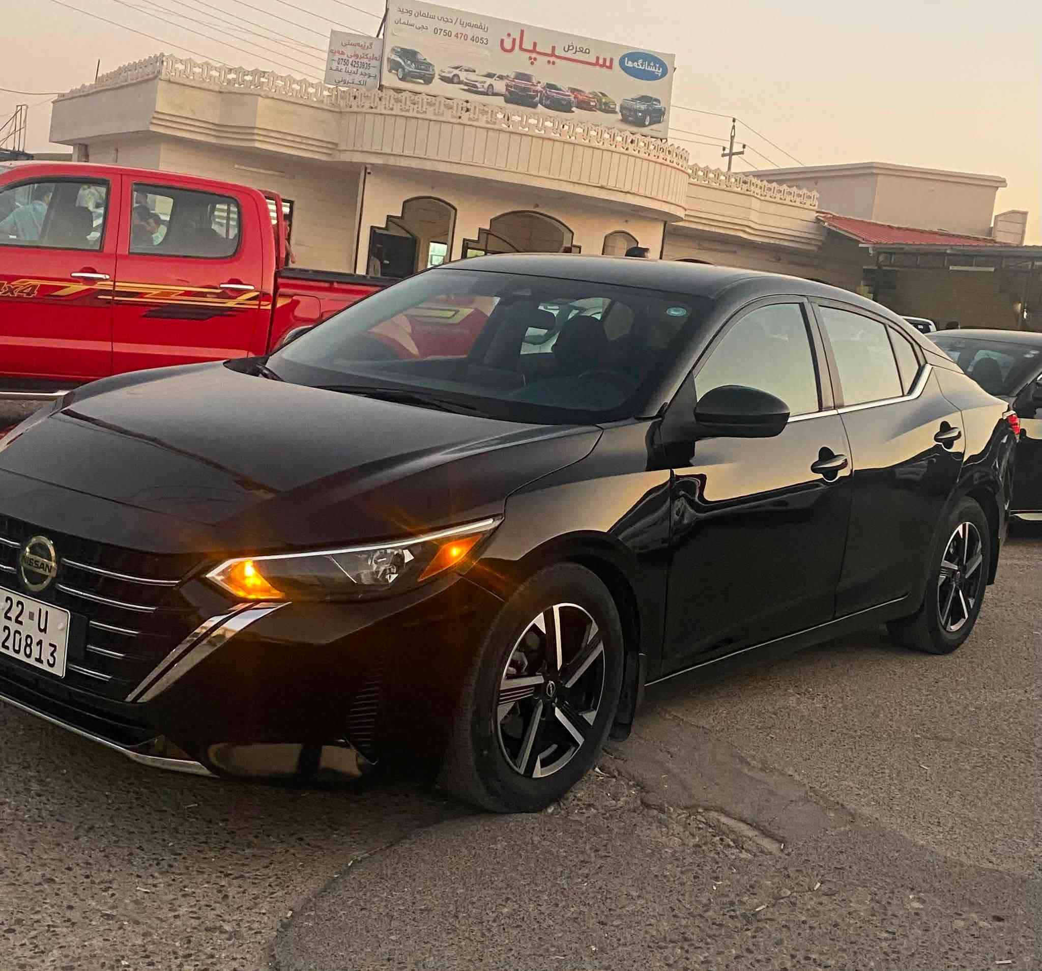 السلام عليكم للبيع نيسان سنترا SV 2024 حادثه موضح بصورا سبخ ٣ قطع بدون دواخل ماشيه ٣٥الف السياره جاهزه ما ناقصه شي خير من اللّٰه مكاني عقرا .السعر 120... للاستفسار ***********
