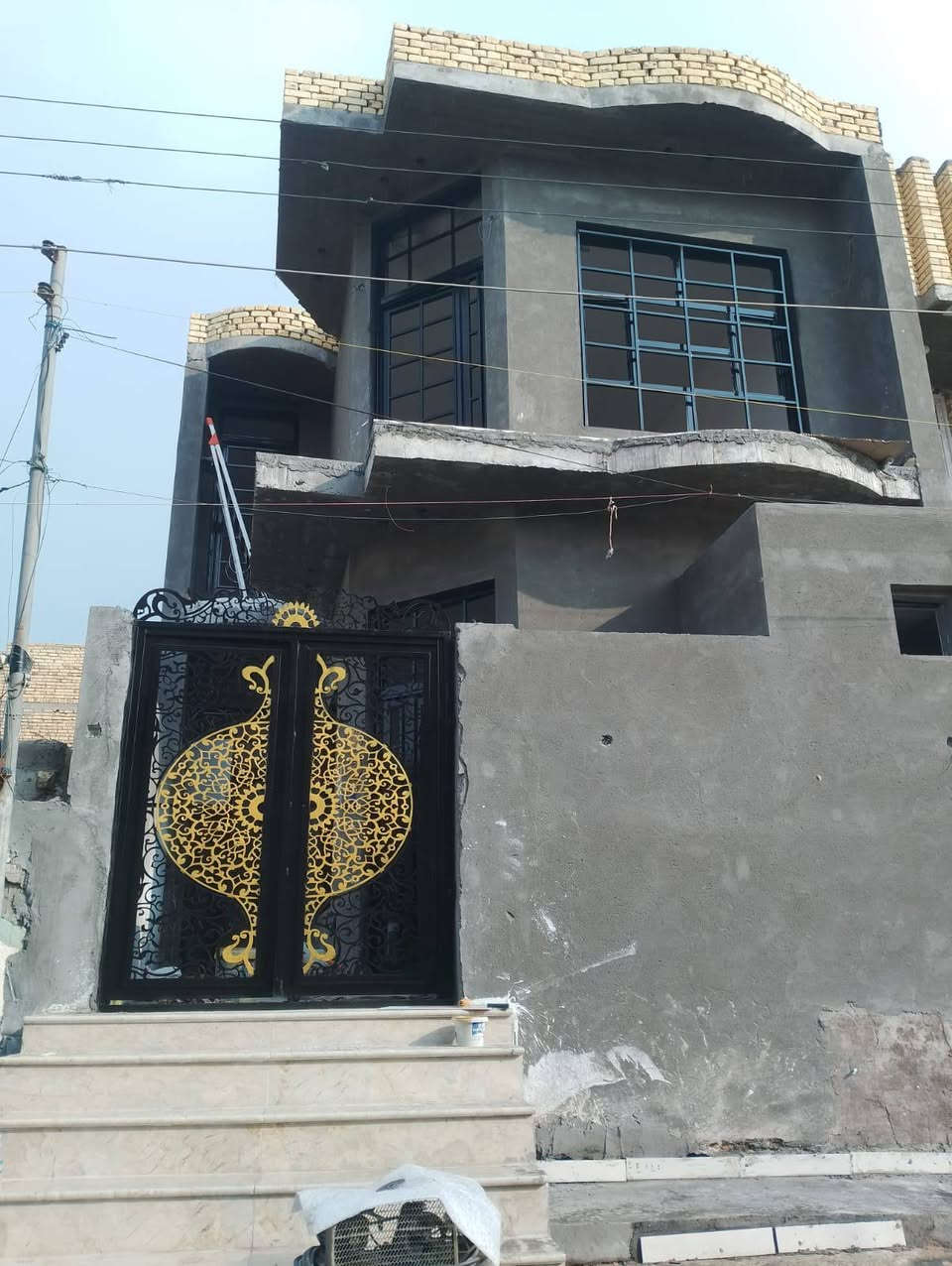 صباغ أبواب وشبابيك بسعار مناسبه ***********
