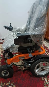 كرسي متحرك • شحن • حي الملايين الاولى