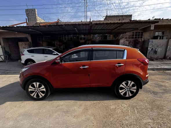 سلام عليكم
مكلف بنشر 
اتصل بصاحب العلاقه 
خاص ماجاوب اتصل بصاحب الرقم
للبيع سبورتج  خليجي.
موديل 14
 بانوراما. حساس. 
مري شفط
 كامره. 
محرك 2000 ممفتوحه. بلاد.   
 كير صدر. تايرات تبريد كله مكفول. 
بيه بنيد. مبدل بلادي. بدون دواخل. 
وبيه نص باب صبغ. 
رقم بغداد بأسمي. 
ماشيه 182. 
مكاني بغدادالطارميه.
 السعر 143 وبيه مجال. 
للاتصال. ***********
