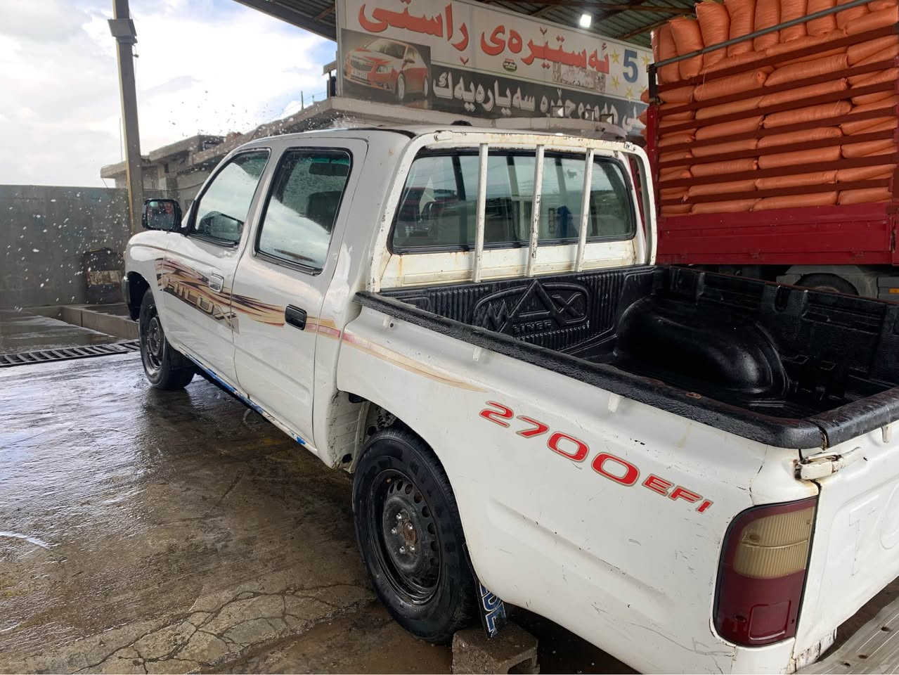 لەسەر ئیزنی ئەدمین توێتاپیکاب ٢٠٠١بۆفرۆشتن کامل بۆیاخە سەنەوی بەسەر جوە بەناوی خۆمانۆیە گێڕو مەکینەی بەشەرت ***********  ***********.       ٦٠گەڵاومەعامەلە حلبجة, السليمانية
