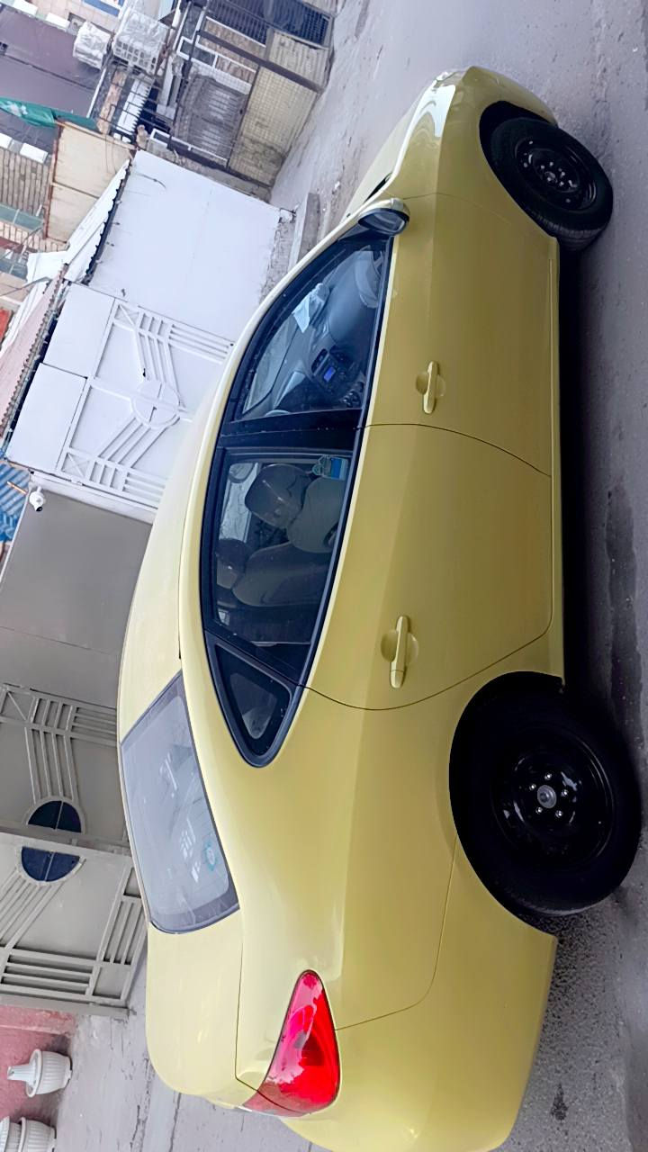 النتره 2011خليجي شركه العامه مكينه 1600 لون ليموني صبغه البلاديه مال الشركه سياره بيه جاملغ وباب مبدل فقط وباقي السياره مابيه شي كيرمكينه مكفوله صدر امامي خلفي جديد  منضومه تبريد جديده بيه منضومه غاز
السعر 110وبيه مجال ***********
