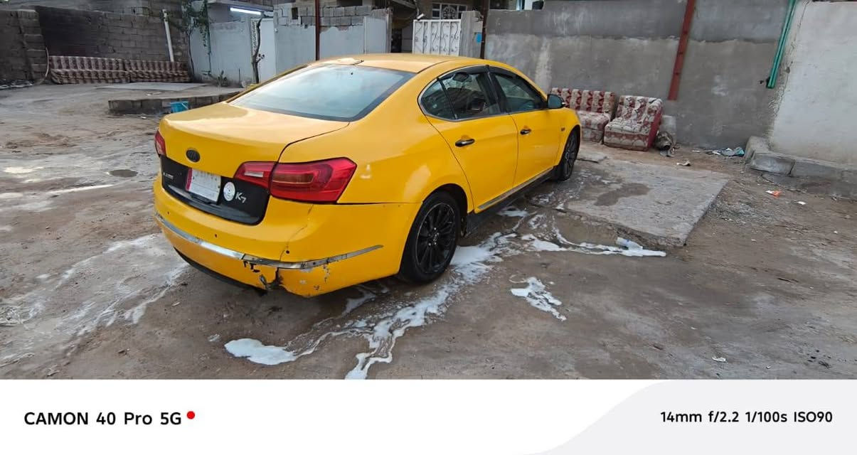 السلام عليكم.. من رخصة الأدمن  كيا كادنزه K7 موديل 2011 بصره بسمي السياره السنويه لغاية 2027 محرك 2700 كير جديد قبل شهرين شاده تبريد شغال تخم تاير جديد منظومة بنزين جديده بيها تبديل چاملق امامي جهة اليمين السياره يرادالها ترتيب الدعاميه الخلفيه تعبانه يراد الهاا تبديل السعر 70 ورقة  وبيها مجال تحويل ثاني يوم من الاخير اتكفل بلرسمياات فقط البدي شوف العين وبلخدمه ان شاءلله للاستفسار *********** مكان السياره   البصره
